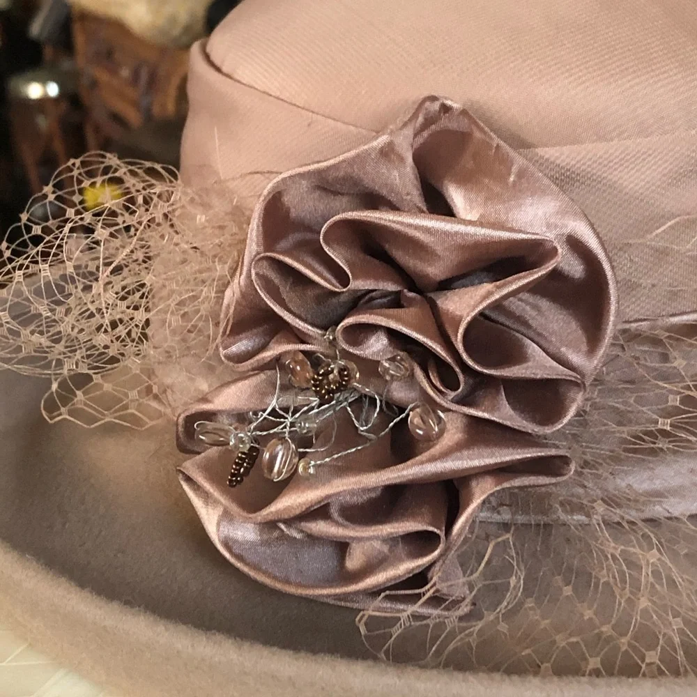 Vintage Tan Wool Hat - Picture 4 of 10
